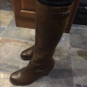 Frye Karla Engineer Boots Size 9.5
